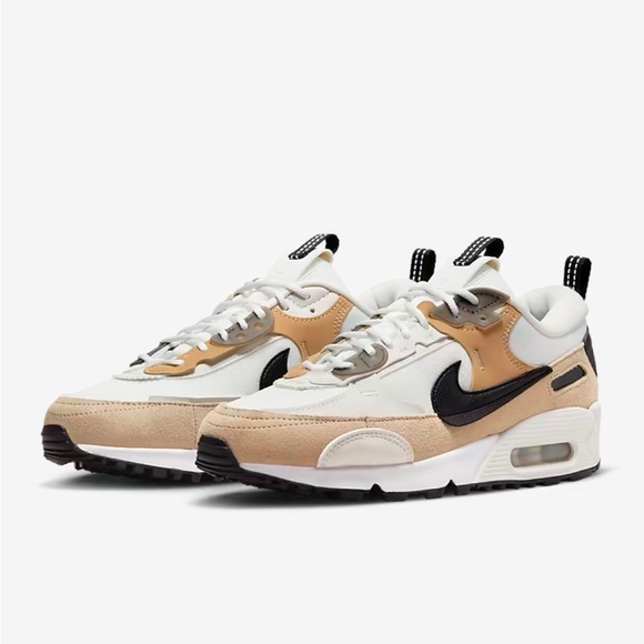 Nike Shoes - LAST PAIR! 👀 Nike Air Max Futura - RARE! Sold out in 30 seconds after drop